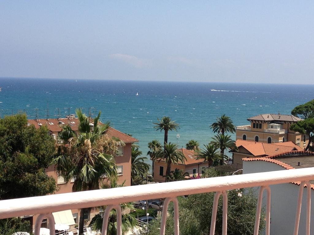 Hotel Nettuno ดิอาโนมารีนา ภายนอก รูปภาพ