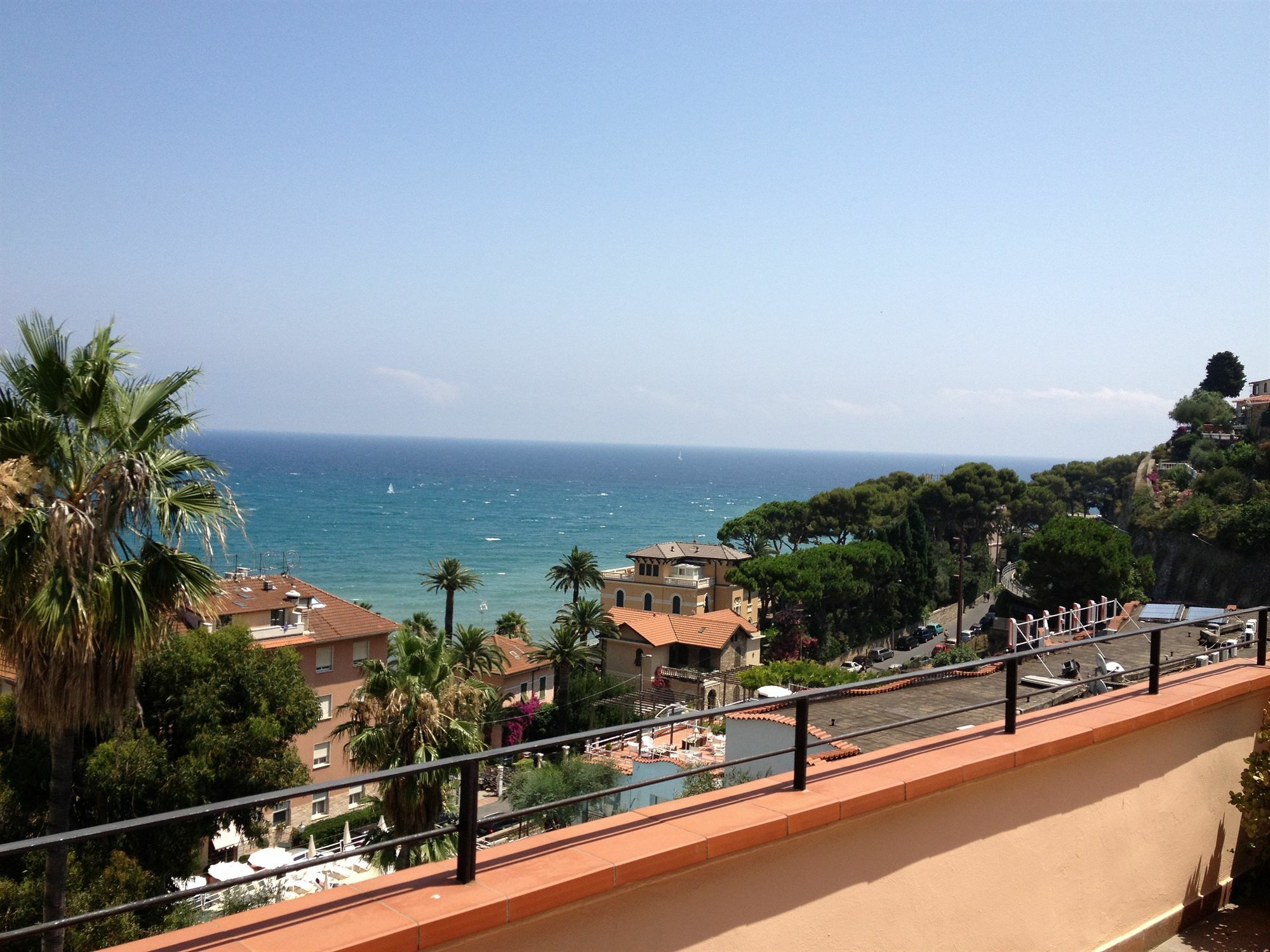 Hotel Nettuno ดิอาโนมารีนา ภายนอก รูปภาพ