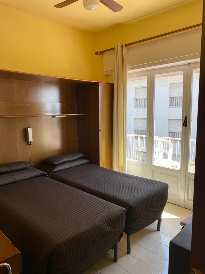 Hotel Nettuno ดิอาโนมารีนา ภายนอก รูปภาพ