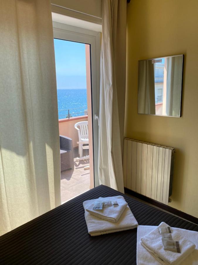 Hotel Nettuno ดิอาโนมารีนา ภายนอก รูปภาพ